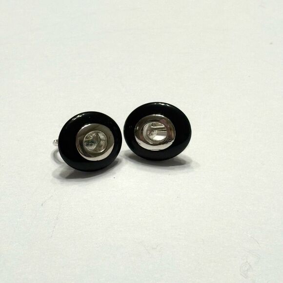 Liz & Co Vintage Black Acrylic and Silver Tone Clip on Earrings - Picture 1 of 4